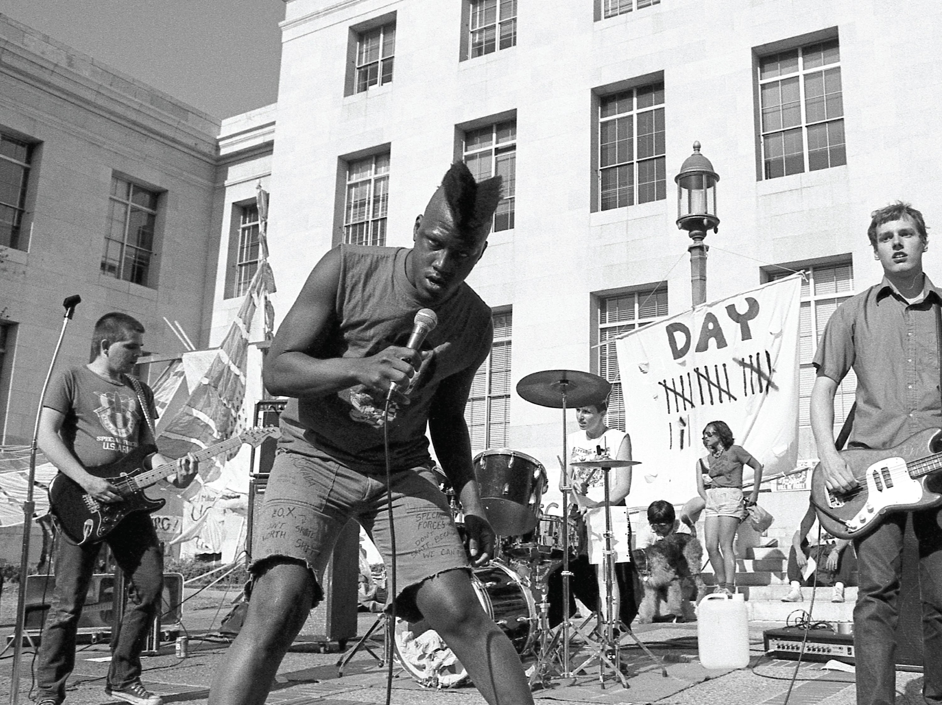 Hail Murray! The Punk Photography of Murray Bowles 1982-1995